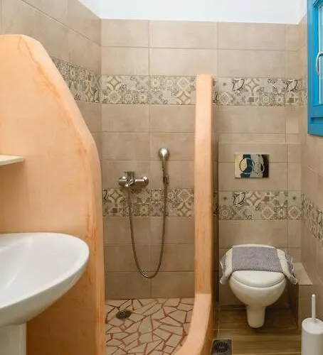 Levante Studios1 * Amorgos